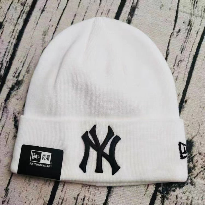 New Era - New York Yankees Knit Beanie - WHITE
