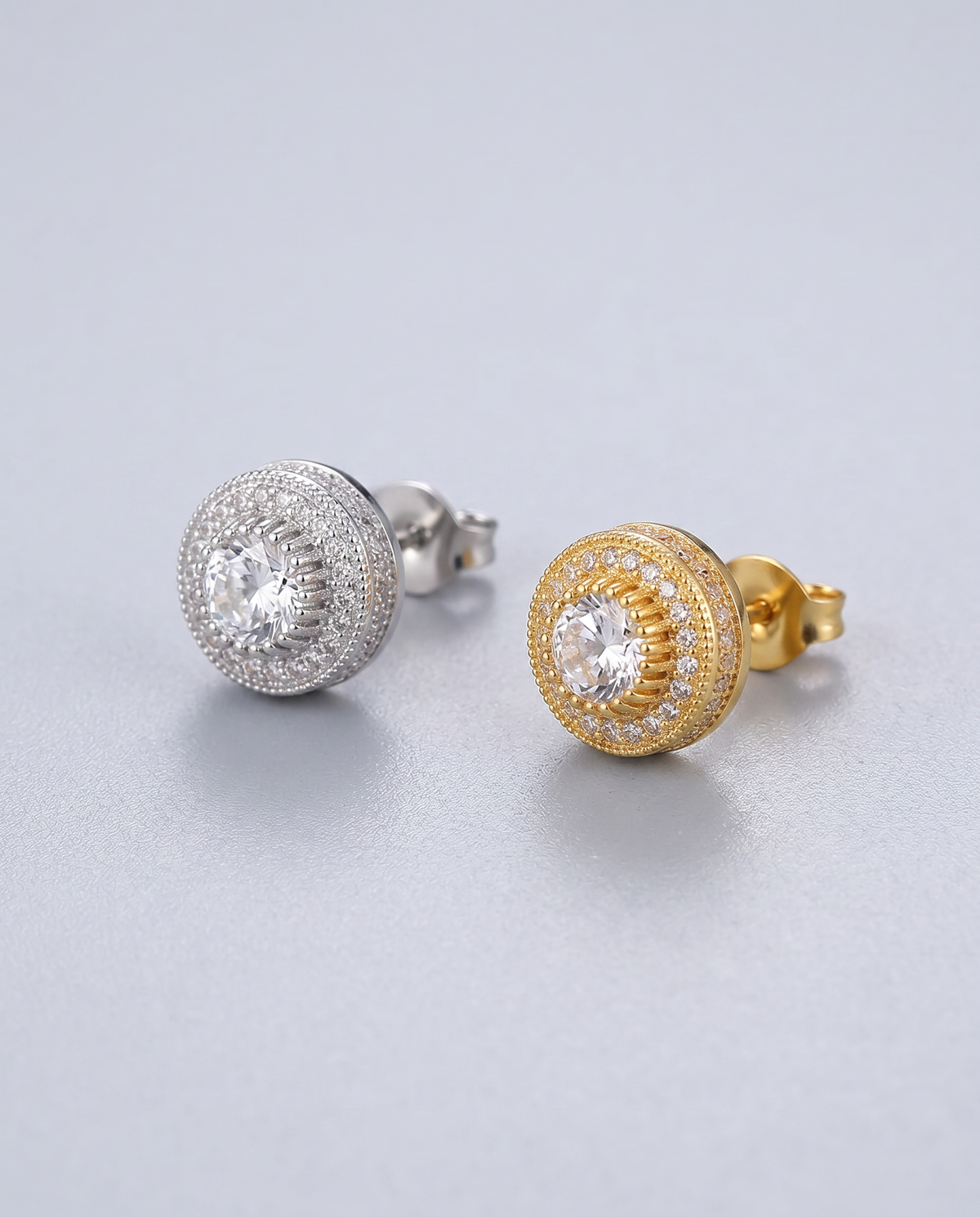 Rewahard - Diamond Cluster Stud Earring