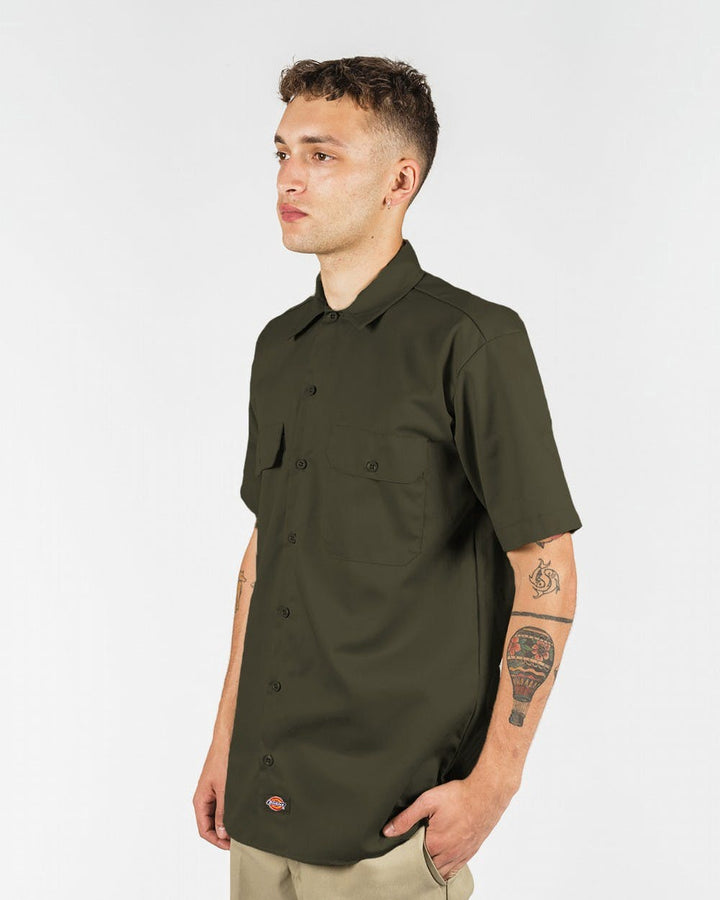 DICKIES –1574 SHORT SLEEVE WORK SHIRT - OLIVE GREEN