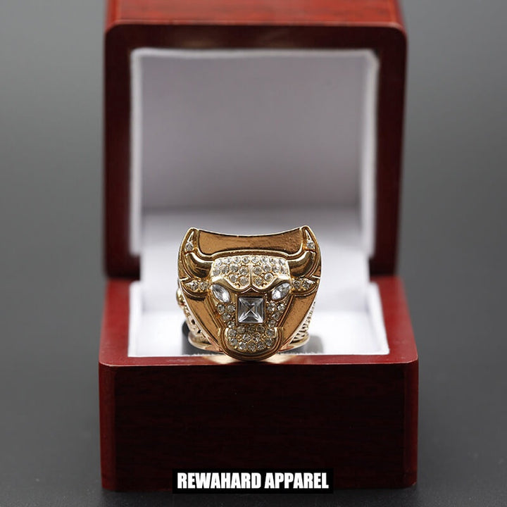NBA - Gold Bulls championship rings - Jordan