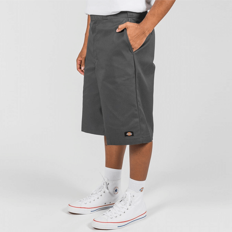 DICKIES - 42283 13 INCH LOOSE FIT MULTI POCKET WORK SHORT - CHARCOAL
